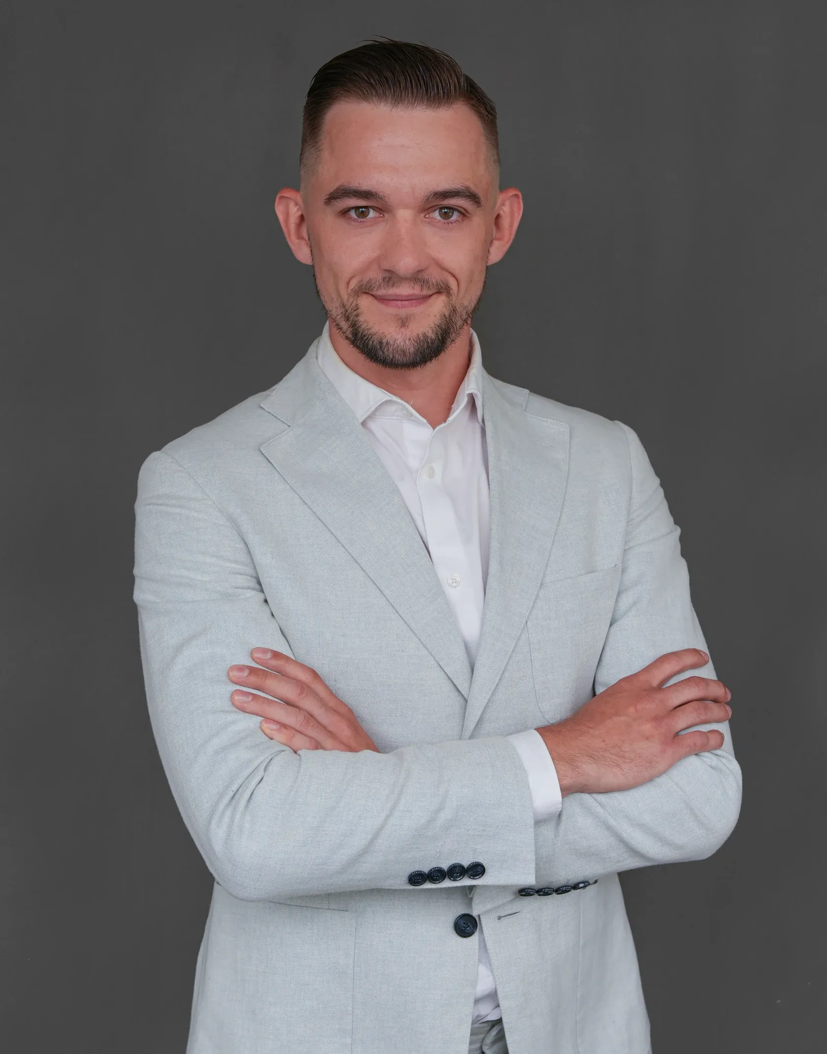 Mateusz Staszek — doradca FINREAL